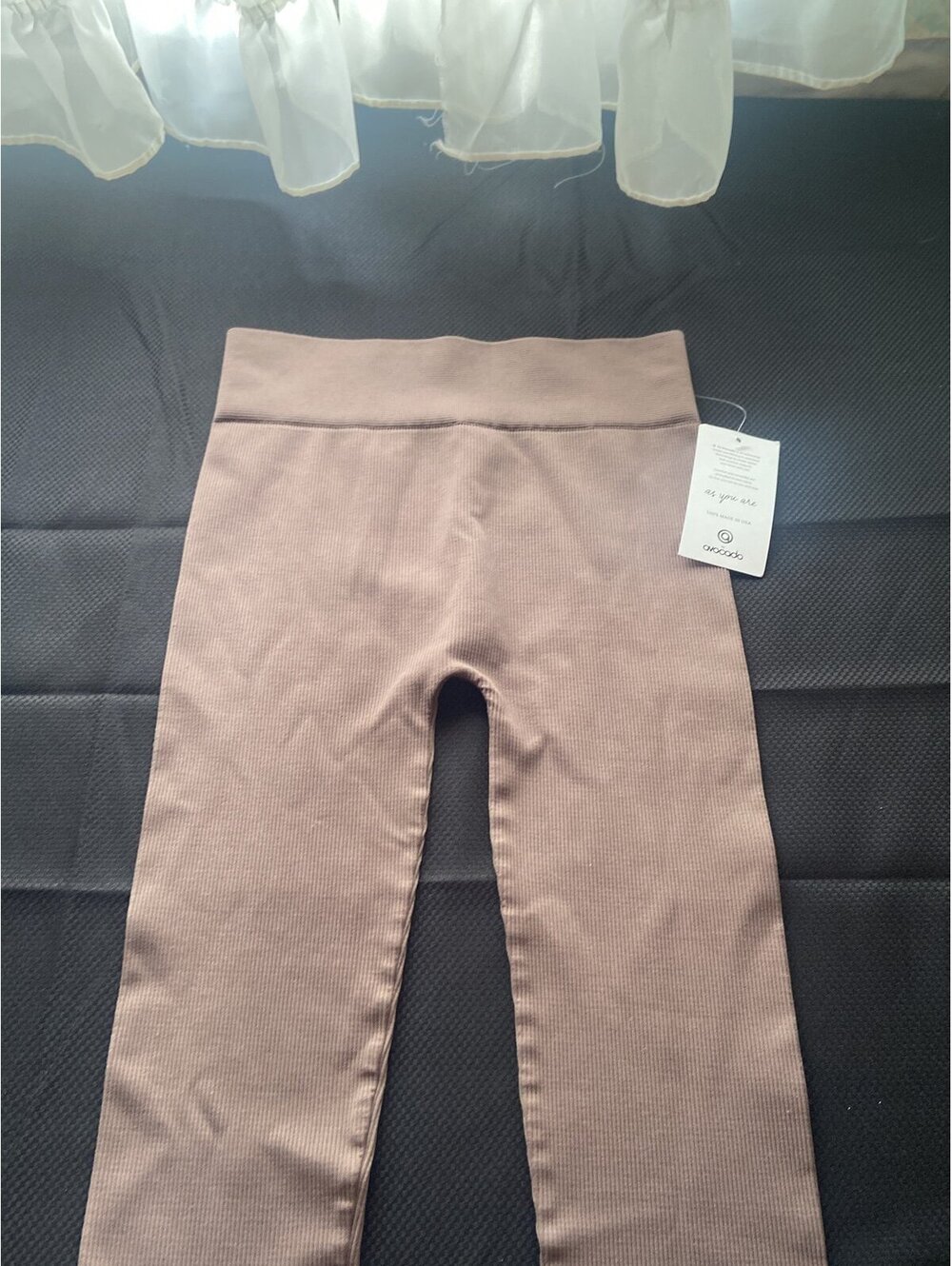 Avocado Women's textured leggings taupe S/M stretch by Avocado NWT